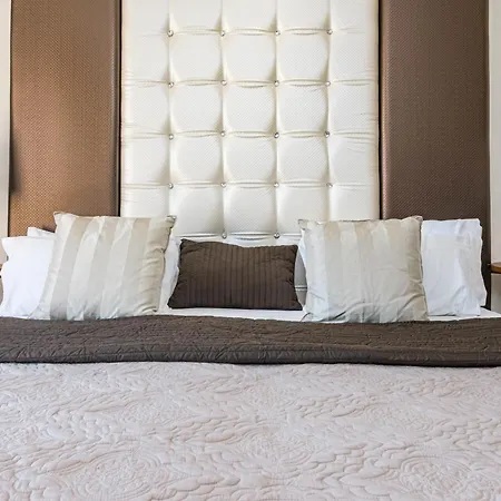 Bp7c.2a Beachfront Penthouse With Private Pool *