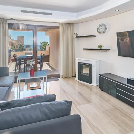 Bp7c.2a Beachfront Penthouse With Private Pool *