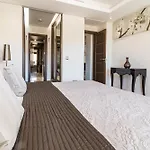 Bp7c.2a Beachfront Penthouse With Private Pool