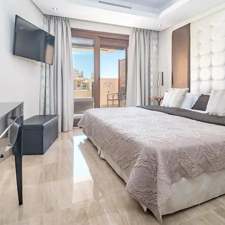 Apartment Bp7c.2a Beachfront Penthouse With Private Pool Estepona