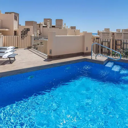 Bp7c.2a Beachfront Penthouse With Private Pool 아파트 에스테포나