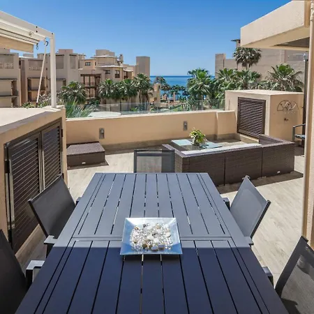 아파트 Bp7c.2a Beachfront Penthouse With Private Pool *