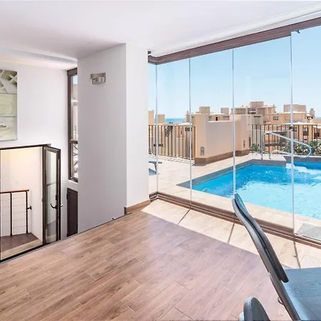 Bp7c.2a Beachfront Penthouse With Private Pool 아파트
