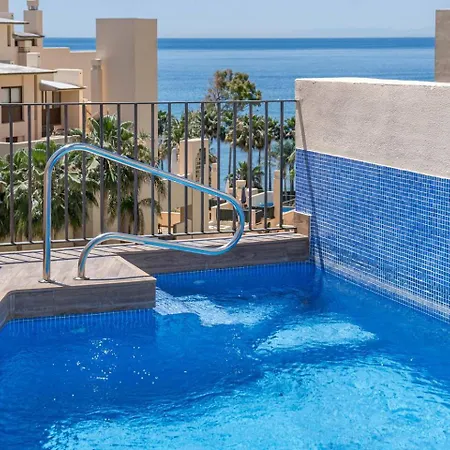 Bp7c.2a Beachfront Penthouse With Private Pool * 에스테포나
