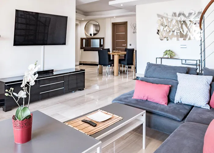 Bp7c.2a Beachfront Penthouse With Private Pool Apartment Estepona