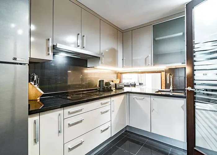 Bp7c.2a Beachfront Penthouse With Private Pool Estepona