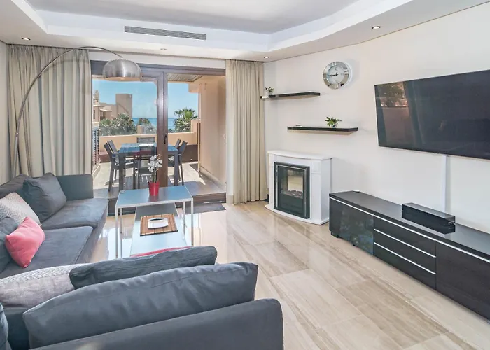 Bp7c.2a Beachfront Penthouse With Private Pool *