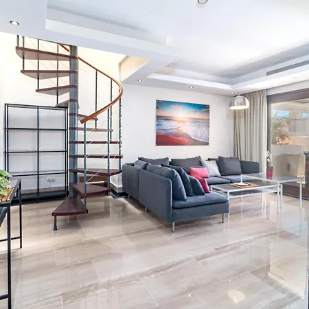 Apartmán Bp7c.2a Beachfront Penthouse With Private Pool Estepona